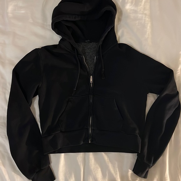 Brandy Melville | Tops | Brandy Melville Black Cropped Zip Up Hoodie |  Poshmark